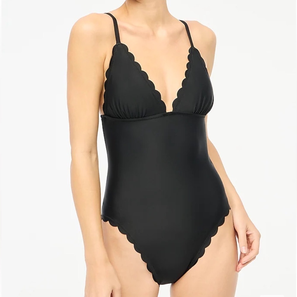 NWT South Beach Black Scallop Hem One Piece Swimsuit Rib Pool Women’s Sz 4 Beach